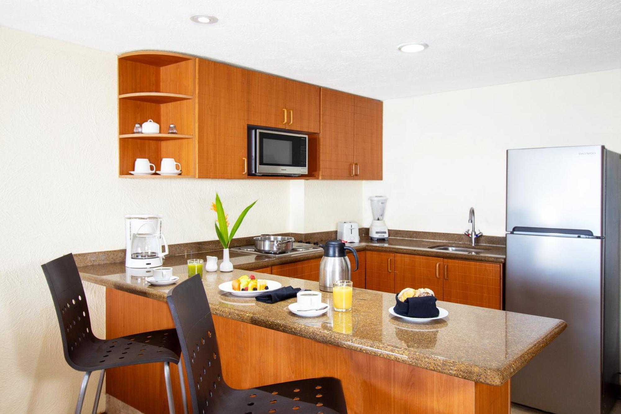 Plaza Pelicanos Grand Beach Resort All Inclusive Puerto Vallarta Extérieur photo