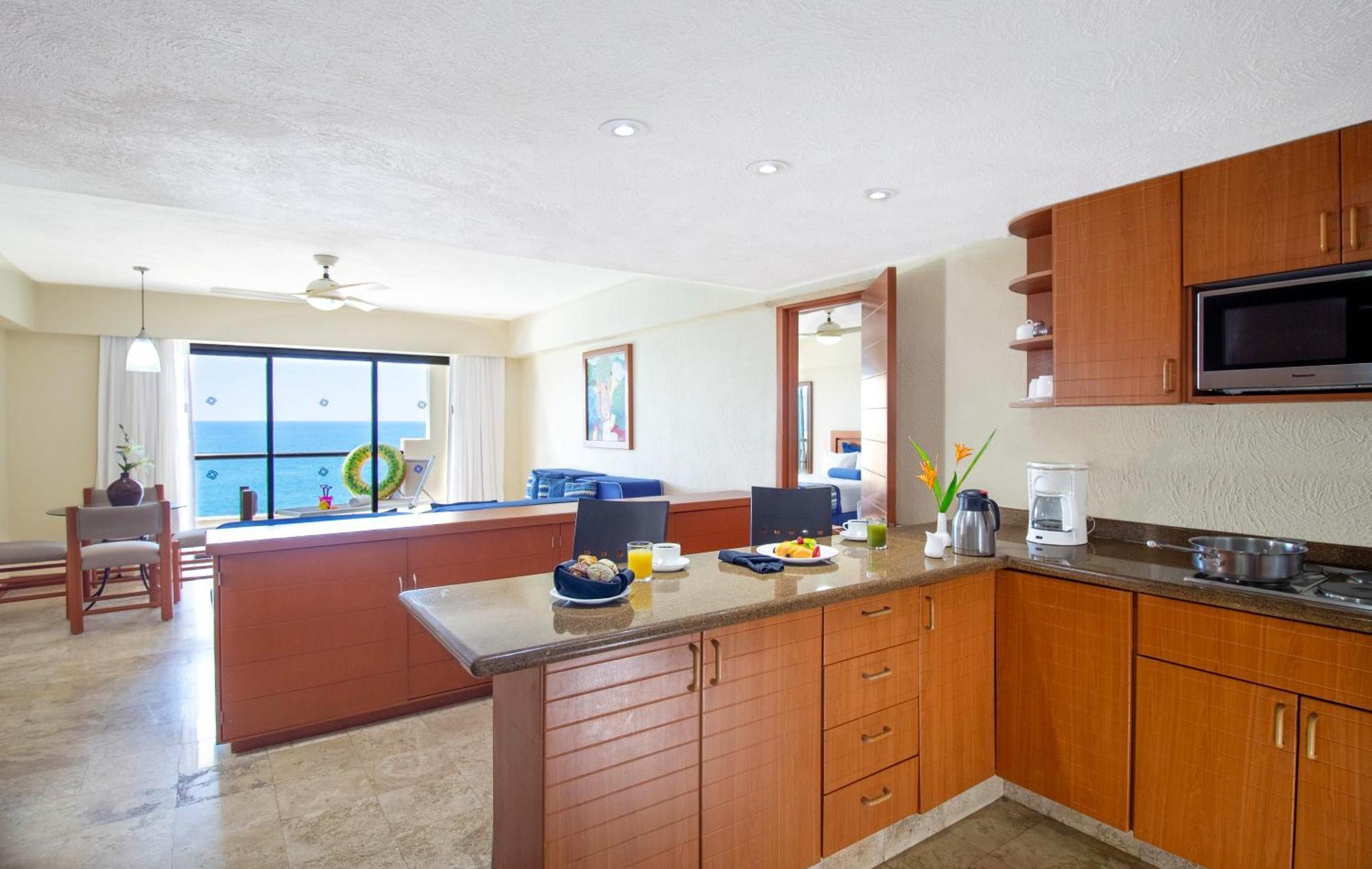 Plaza Pelicanos Grand Beach Resort All Inclusive Puerto Vallarta Extérieur photo