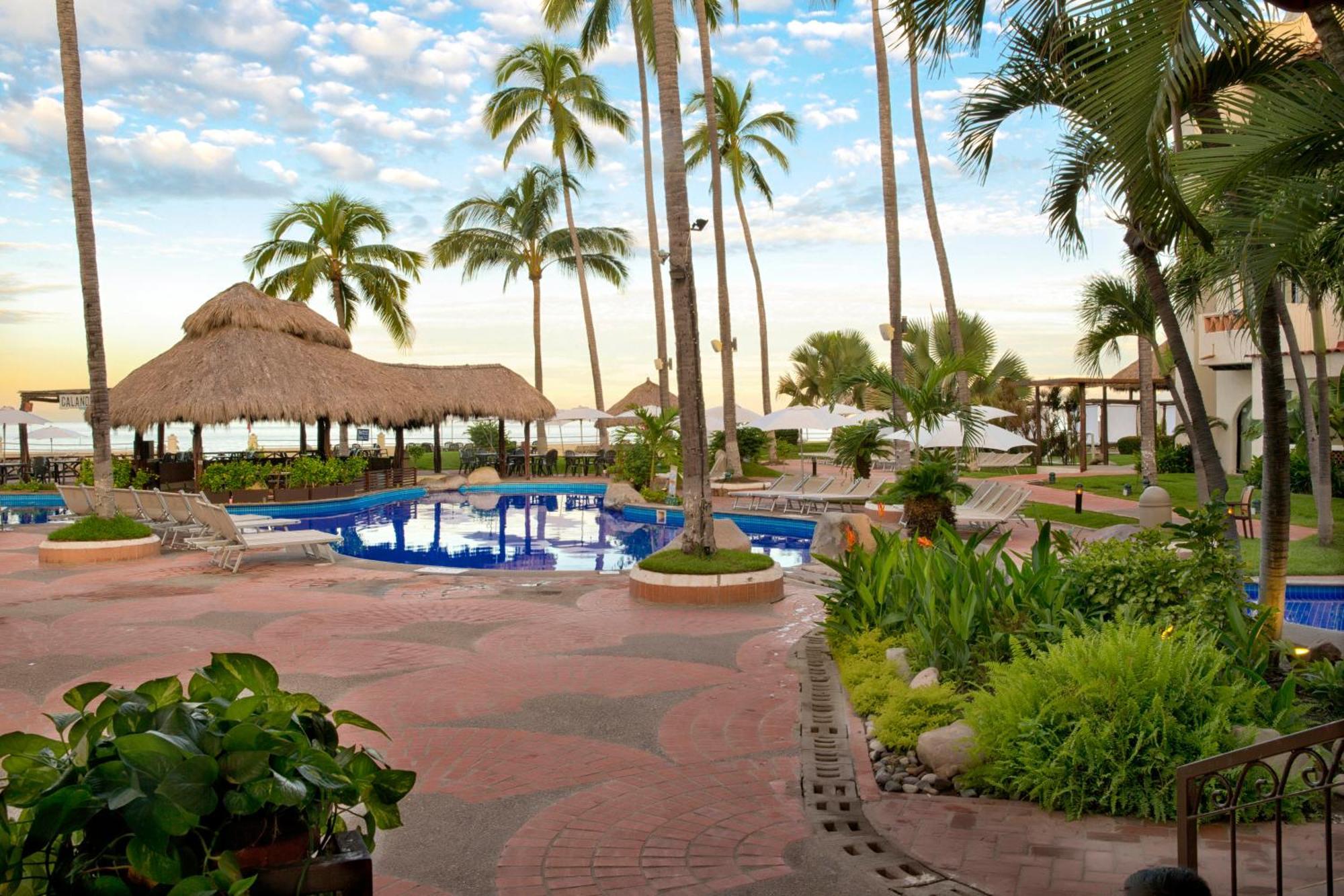 Plaza Pelicanos Grand Beach Resort All Inclusive Puerto Vallarta Extérieur photo
