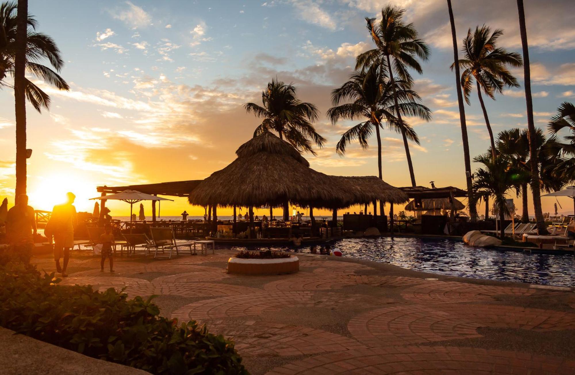 Plaza Pelicanos Grand Beach Resort All Inclusive Puerto Vallarta Extérieur photo