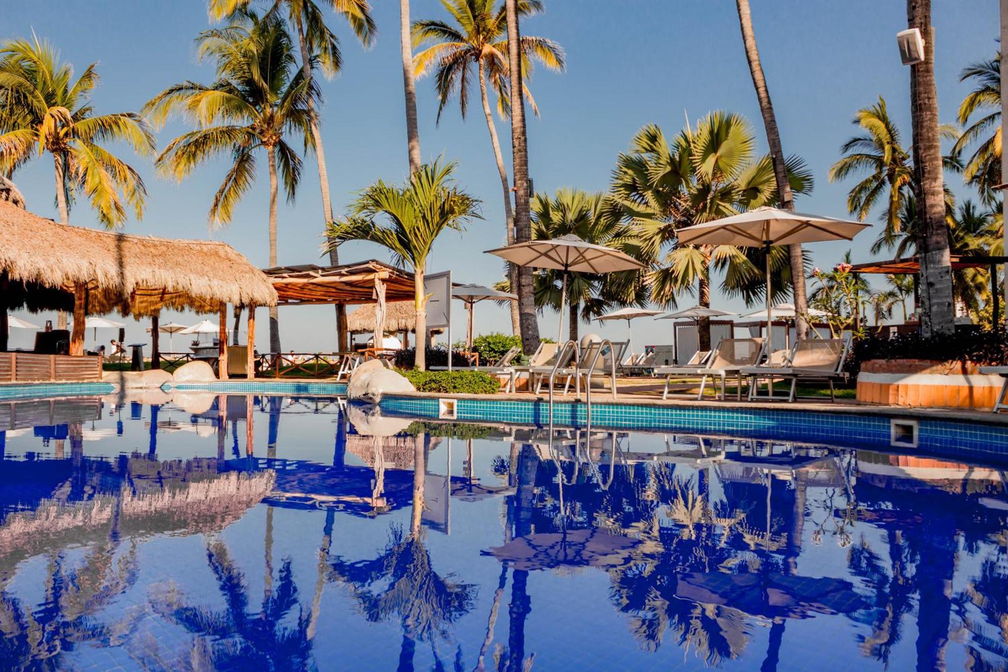 Plaza Pelicanos Grand Beach Resort All Inclusive Puerto Vallarta Extérieur photo